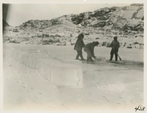 Image of Cutting ice from pond